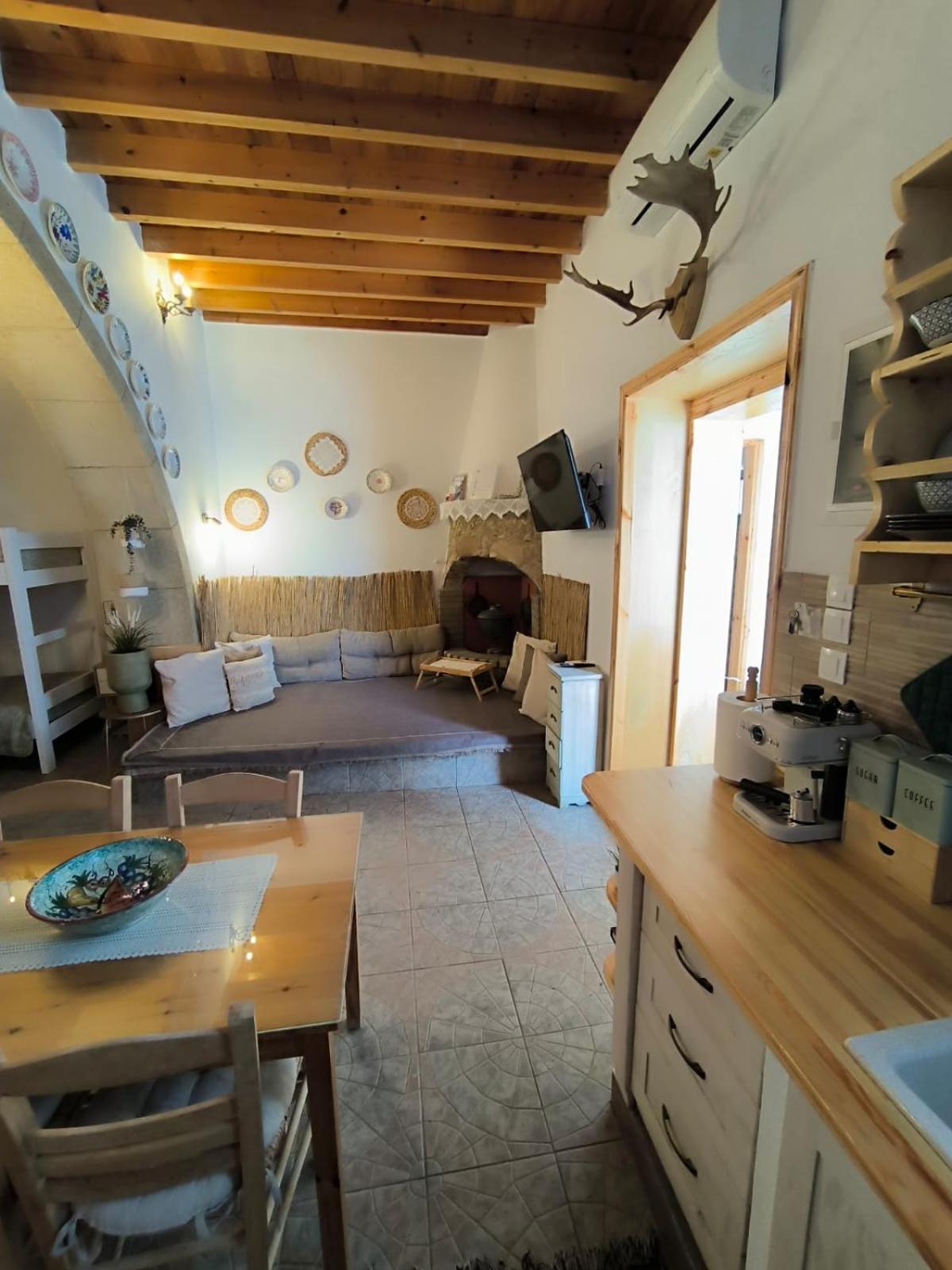 Rustic House Archangelos อาร์คานเยโลส ภายนอก รูปภาพ